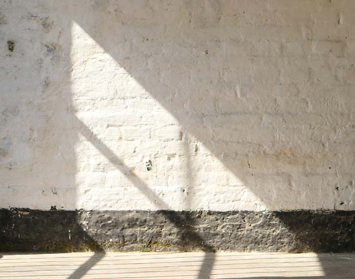 Udendørs maleri skal males med gode materialer hvis det er en væg i solen