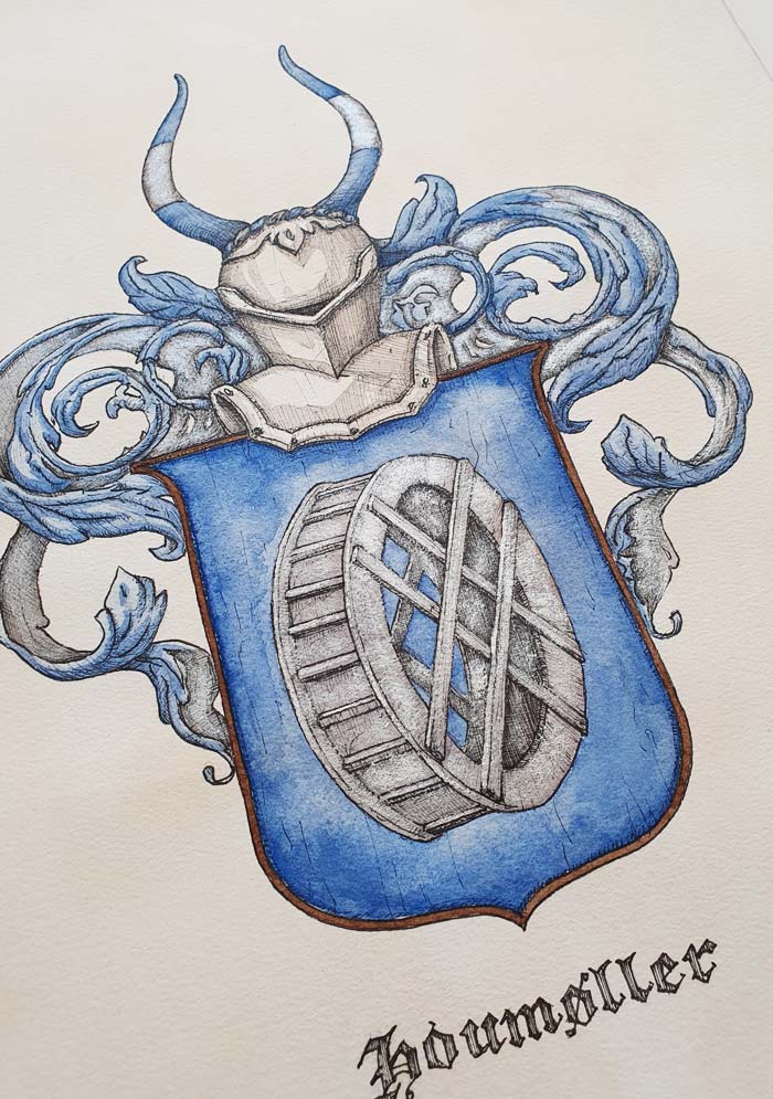 Gammelt traditionelt våbenskjold malet op igen til familien Houmøller